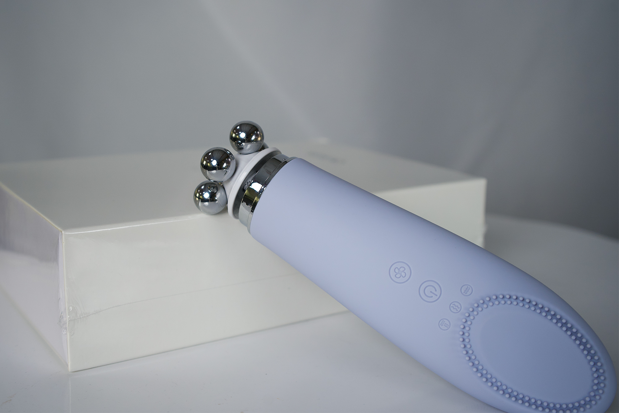 4 in 1 Heated Silicone Facial  - đánh giá và giá Skincare Scora