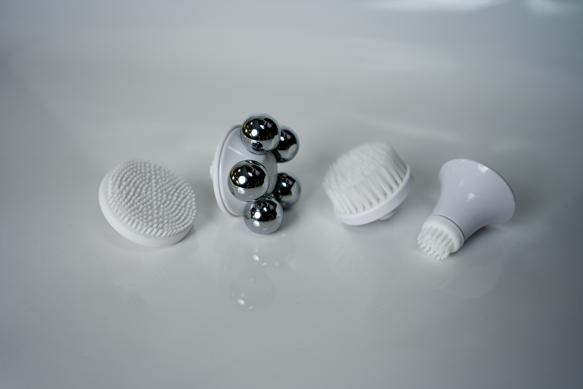 4 in 1 Heated Silicone Facial  - đánh giá và giá Skincare Scora